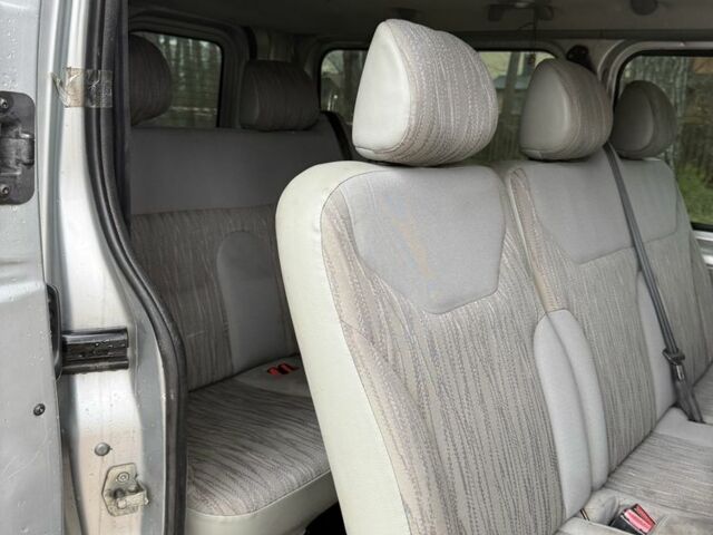 Сірий Ніссан Прімастар, об'ємом двигуна 2 л та пробігом 240 тис. км за 5000 $, фото 14 на Automoto.ua