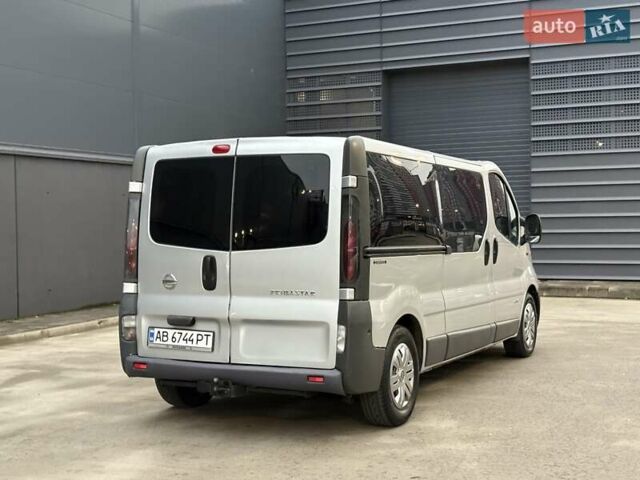 Серый Ниссан Примастар, объемом двигателя 2.5 л и пробегом 285 тыс. км за 7350 $, фото 11 на Automoto.ua