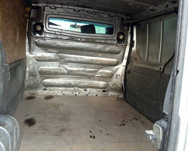 Сірий Ніссан Прімастар, об'ємом двигуна 2.47 л та пробігом 354 тис. км за 5600 $, фото 7 на Automoto.ua