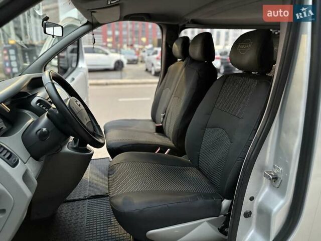 Серый Ниссан Примастар, объемом двигателя 2.5 л и пробегом 285 тыс. км за 7350 $, фото 19 на Automoto.ua