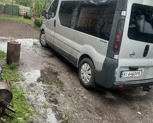 Серый Ниссан Примастар, объемом двигателя 2.46 л и пробегом 350 тыс. км за 6100 $, фото 7 на Automoto.ua