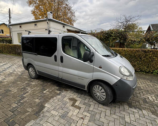 Серый Ниссан Примастар, объемом двигателя 1.87 л и пробегом 266 тыс. км за 8100 $, фото 3 на Automoto.ua