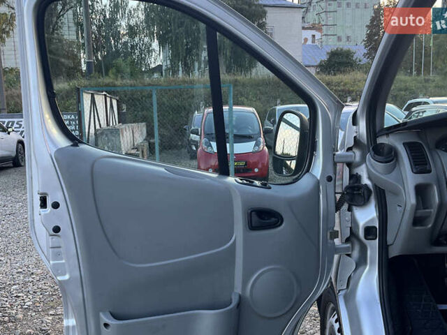 Серый Ниссан Примастар, объемом двигателя 1.87 л и пробегом 300 тыс. км за 7999 $, фото 8 на Automoto.ua