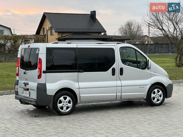 Серый Ниссан Примастар, объемом двигателя 2.5 л и пробегом 237 тыс. км за 9700 $, фото 12 на Automoto.ua