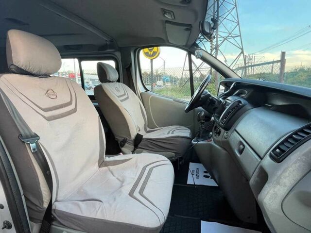 Серый Ниссан Примастар, объемом двигателя 1.9 л и пробегом 300 тыс. км за 7680 $, фото 23 на Automoto.ua