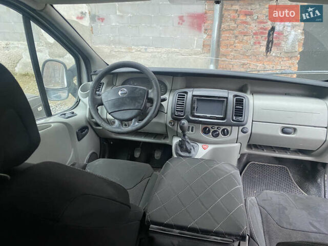 Серый Ниссан Примастар, объемом двигателя 1.89 л и пробегом 370 тыс. км за 5500 $, фото 4 на Automoto.ua