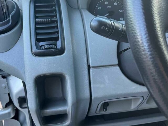 Серый Ниссан Примастар, объемом двигателя 1.9 л и пробегом 300 тыс. км за 7680 $, фото 11 на Automoto.ua