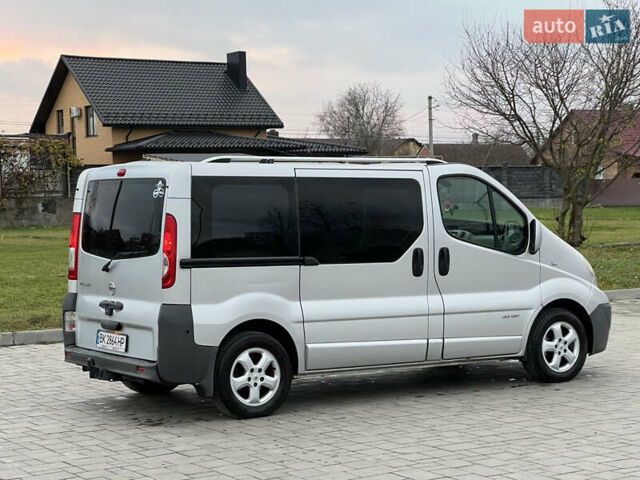 Серый Ниссан Примастар, объемом двигателя 2.5 л и пробегом 237 тыс. км за 9700 $, фото 11 на Automoto.ua