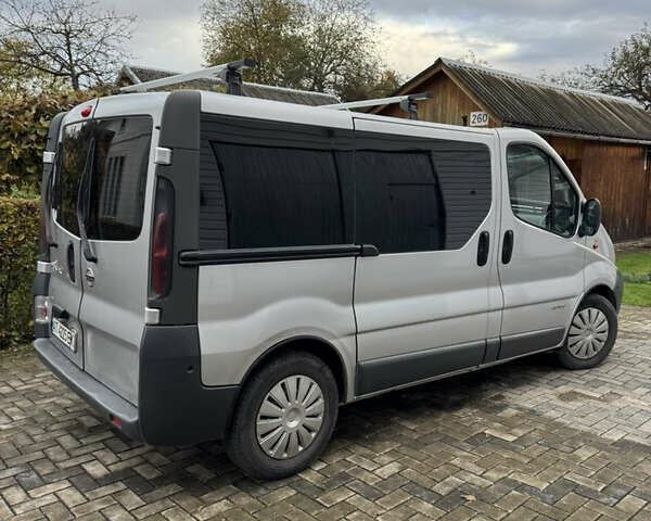 Серый Ниссан Примастар, объемом двигателя 1.87 л и пробегом 266 тыс. км за 8100 $, фото 4 на Automoto.ua