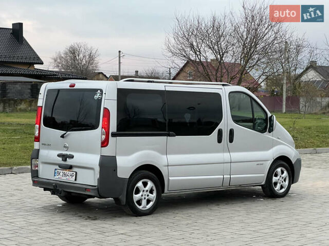 Серый Ниссан Примастар, объемом двигателя 2.5 л и пробегом 237 тыс. км за 9700 $, фото 10 на Automoto.ua