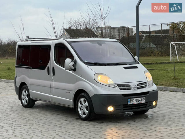 Серый Ниссан Примастар, объемом двигателя 2.5 л и пробегом 237 тыс. км за 9700 $, фото 16 на Automoto.ua