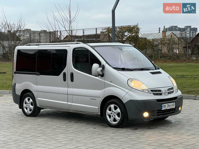 Серый Ниссан Примастар, объемом двигателя 2.5 л и пробегом 237 тыс. км за 9700 $, фото 14 на Automoto.ua