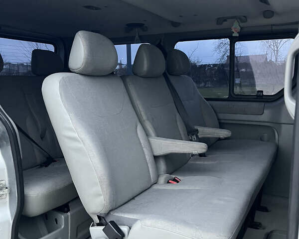 Серый Ниссан Примастар, объемом двигателя 2.5 л и пробегом 237 тыс. км за 9700 $, фото 51 на Automoto.ua