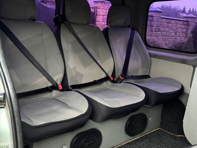 Сірий Ніссан Прімастар, об'ємом двигуна 1.9 л та пробігом 166 тис. км за 8900 $, фото 4 на Automoto.ua