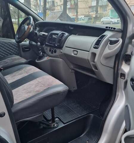 Серый Ниссан Примастар, объемом двигателя 2 л и пробегом 293 тыс. км за 9800 $, фото 18 на Automoto.ua