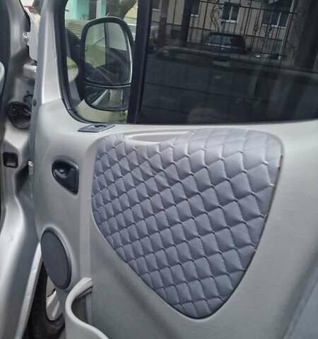 Серый Ниссан Примастар, объемом двигателя 2 л и пробегом 293 тыс. км за 9800 $, фото 19 на Automoto.ua