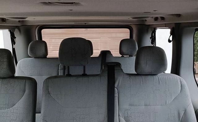 Серый Ниссан Примастар, объемом двигателя 2.5 л и пробегом 260 тыс. км за 6900 $, фото 4 на Automoto.ua