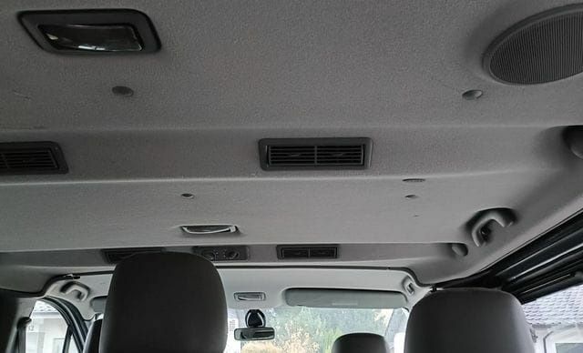 Серый Ниссан Примастар, объемом двигателя 2.5 л и пробегом 260 тыс. км за 6900 $, фото 7 на Automoto.ua