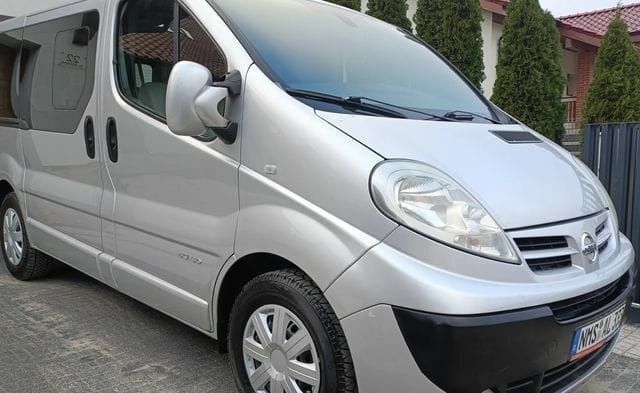 Серый Ниссан Примастар, объемом двигателя 2.5 л и пробегом 260 тыс. км за 6900 $, фото 15 на Automoto.ua