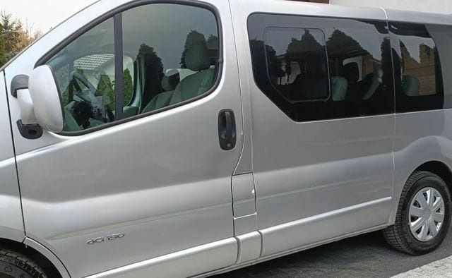 Серый Ниссан Примастар, объемом двигателя 2.5 л и пробегом 260 тыс. км за 6900 $, фото 14 на Automoto.ua