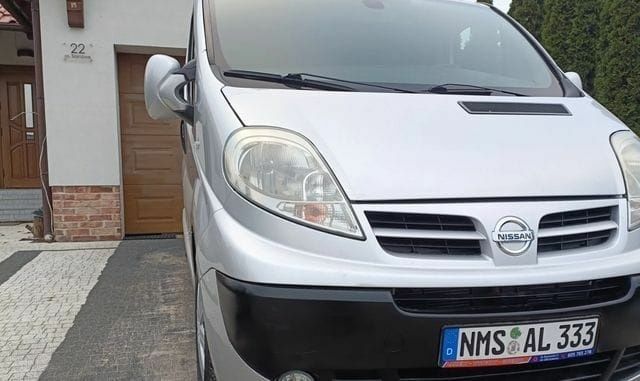 Серый Ниссан Примастар, объемом двигателя 2.5 л и пробегом 260 тыс. км за 6900 $, фото 17 на Automoto.ua