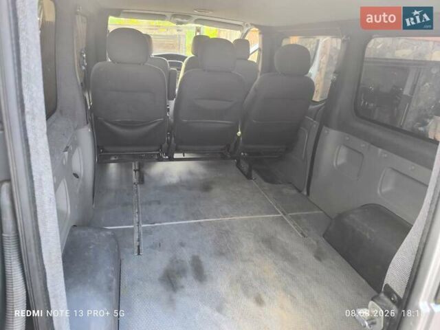 Серый Ниссан Примастар, объемом двигателя 2 л и пробегом 280 тыс. км за 11000 $, фото 8 на Automoto.ua