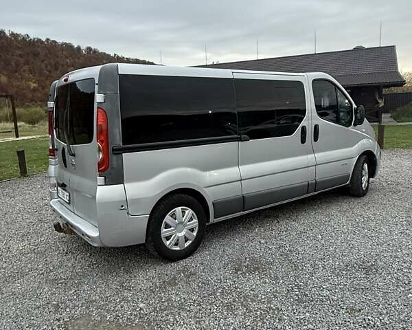 Ниссан Примастар 2013 в Ужгороде на Automoto.ua Серый Ниссан Примастар, объемом двигателя 2 л и пробегом 287 тыс. км за 14000 $, фото 3 на Automoto.ua