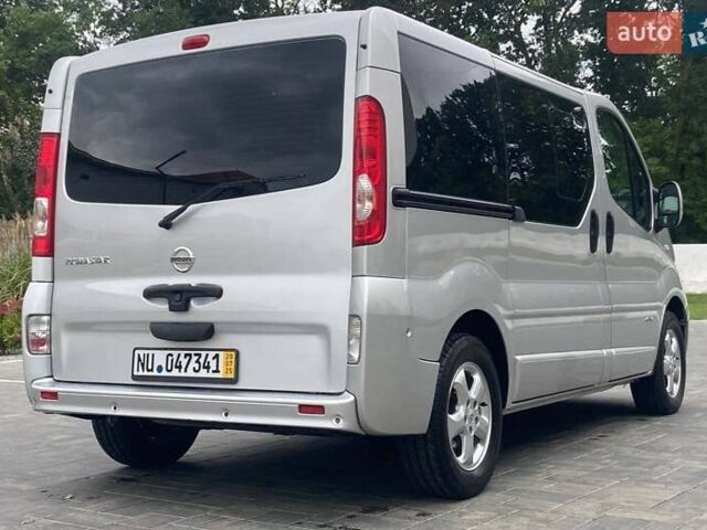 Серый Ниссан Примастар, объемом двигателя 2 л и пробегом 226 тыс. км за 16700 $, фото 3 на Automoto.ua