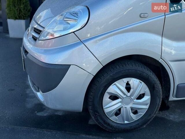 Сірий Ніссан Прімастар, об'ємом двигуна 2 л та пробігом 342 тис. км за 15300 $, фото 4 на Automoto.ua