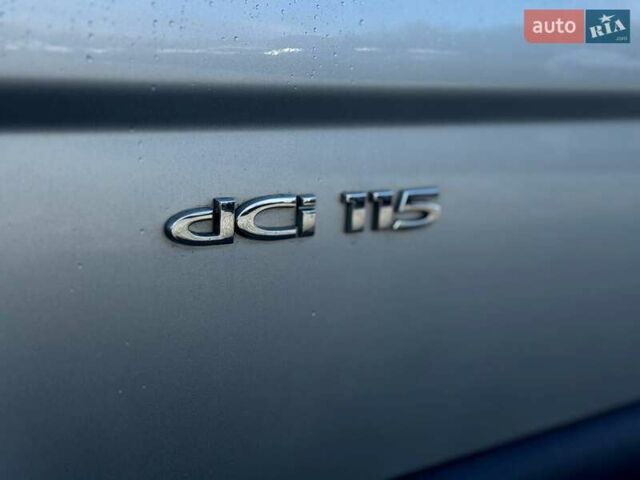 Сірий Ніссан Прімастар, об'ємом двигуна 2 л та пробігом 342 тис. км за 15300 $, фото 14 на Automoto.ua