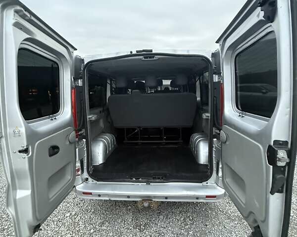 Ниссан Примастар 2013 в Ужгороде на Automoto.ua Серый Ниссан Примастар, объемом двигателя 2 л и пробегом 287 тыс. км за 14000 $, фото 8 на Automoto.ua