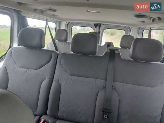 Сірий Ніссан Прімастар, об'ємом двигуна 2 л та пробігом 218 тис. км за 15300 $, фото 4 на Automoto.ua