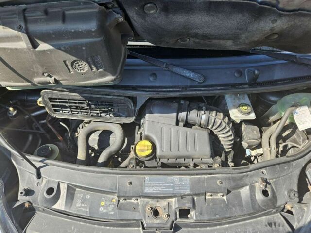 Серый Ниссан Примастар, объемом двигателя 2 л и пробегом 200 тыс. км за 7900 $, фото 16 на Automoto.ua