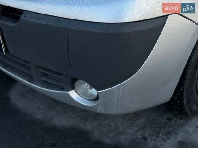 Сірий Ніссан Прімастар, об'ємом двигуна 2 л та пробігом 342 тис. км за 15300 $, фото 12 на Automoto.ua