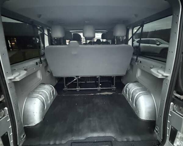 Ниссан Примастар 2013 в Ужгороде на Automoto.ua Серый Ниссан Примастар, объемом двигателя 2 л и пробегом 287 тыс. км за 14000 $, фото 6 на Automoto.ua