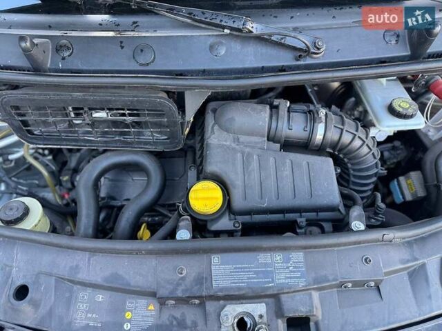 Сірий Ніссан Прімастар, об'ємом двигуна 2 л та пробігом 342 тис. км за 15300 $, фото 38 на Automoto.ua