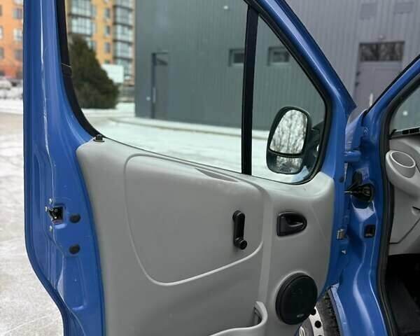 Синій Ніссан Прімастар, об'ємом двигуна 1.9 л та пробігом 479 тис. км за 6400 $, фото 17 на Automoto.ua