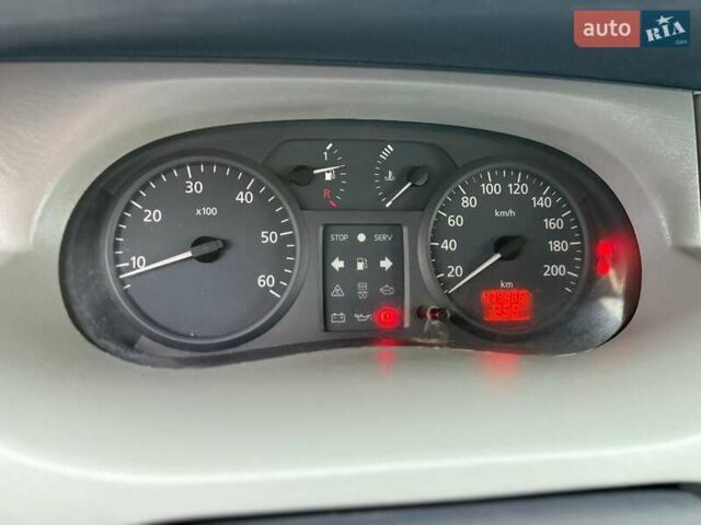 Синій Ніссан Прімастар, об'ємом двигуна 1.9 л та пробігом 479 тис. км за 6400 $, фото 18 на Automoto.ua