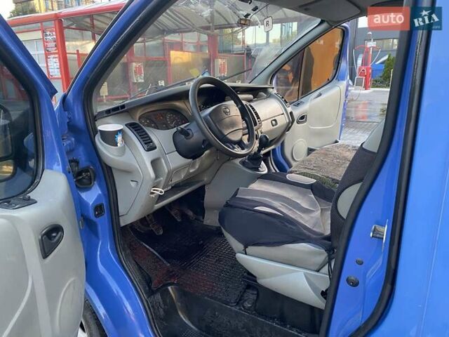 Синий Ниссан Примастар, объемом двигателя 1.87 л и пробегом 244 тыс. км за 6900 $, фото 5 на Automoto.ua