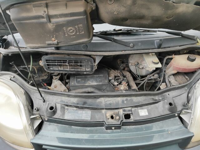 Зеленый Ниссан Примастар, объемом двигателя 1.9 л и пробегом 390 тыс. км за 3699 $, фото 9 на Automoto.ua