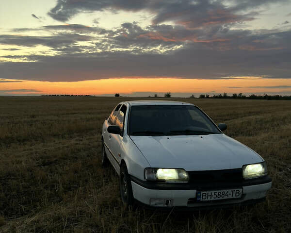 Белый Ниссан Примера, объемом двигателя 1.9 л и пробегом 253 тыс. км за 1700 $, фото 7 на Automoto.ua