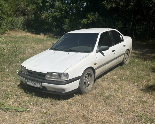 Белый Ниссан Примера, объемом двигателя 1.9 л и пробегом 253 тыс. км за 1700 $, фото 5 на Automoto.ua