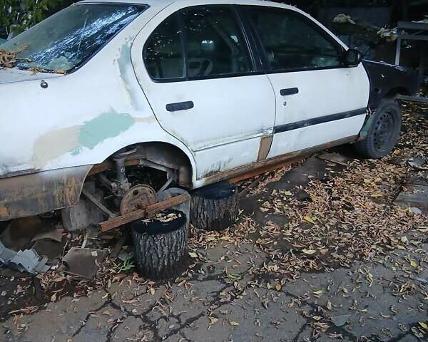 Білий Ніссан Прімера, об'ємом двигуна 1.6 л та пробігом 111 тис. км за 500 $, фото 10 на Automoto.ua