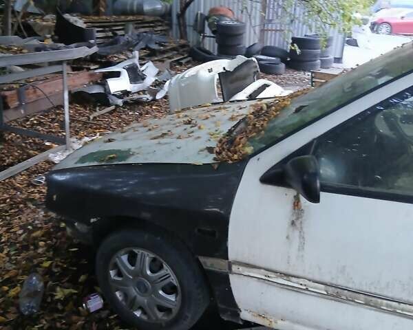 Білий Ніссан Прімера, об'ємом двигуна 1.6 л та пробігом 111 тис. км за 500 $, фото 5 на Automoto.ua