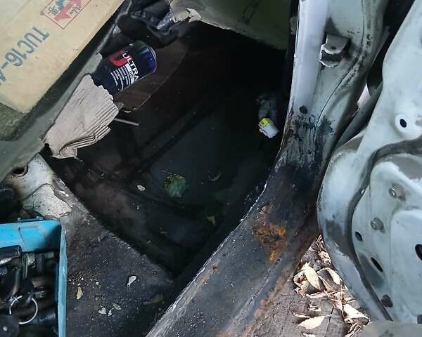 Білий Ніссан Прімера, об'ємом двигуна 1.6 л та пробігом 111 тис. км за 500 $, фото 4 на Automoto.ua