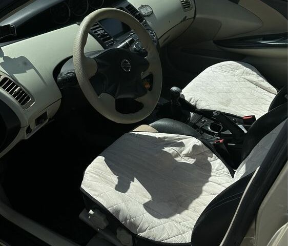 Ніссан Прімера 2003 у Києві на Automoto.ua Бежевий Ніссан Прімера, об'ємом двигуна 1.6 л та пробігом 300 тис. км за 3400 $, фото 6 на Automoto.ua