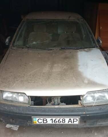 Бежевий Ніссан Прімера, об'ємом двигуна 2 л та пробігом 389 тис. км за 900 $, фото 1 на Automoto.ua