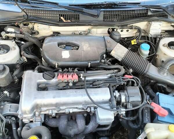 Бежевый Ниссан Примера, объемом двигателя 2 л и пробегом 250 тыс. км за 1600 $, фото 3 на Automoto.ua