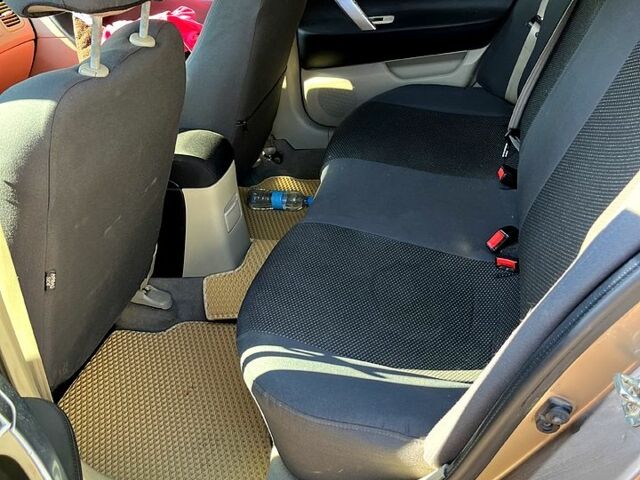 Бежевий Ніссан Прімера, об'ємом двигуна 1.8 л та пробігом 274 тис. км за 4000 $, фото 4 на Automoto.ua