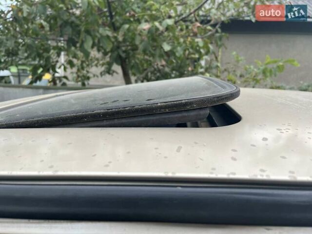 Бежевий Ніссан Прімера, об'ємом двигуна 2 л та пробігом 430 тис. км за 1200 $, фото 10 на Automoto.ua